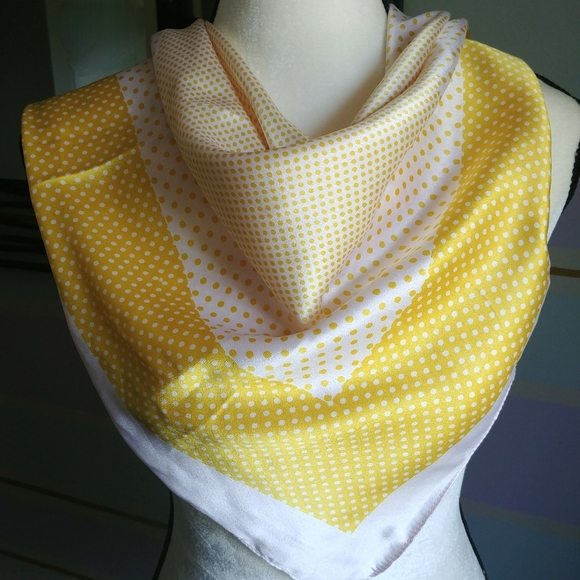Free People Accessories - Free People yellow scarf